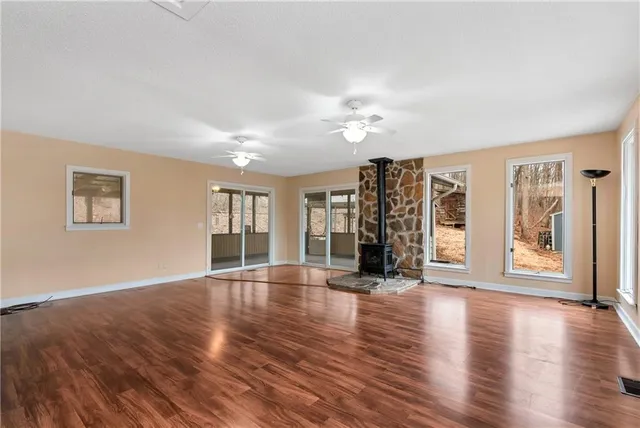 $295,000 | 172 South Hickory Lane, Cleveland, GA 30528