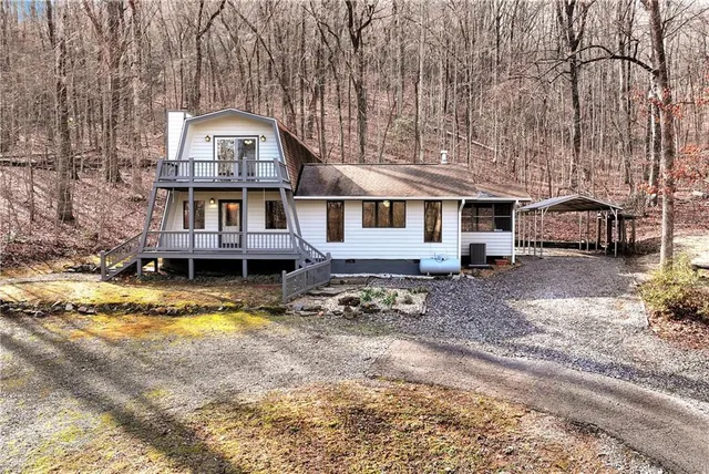 $295,000 | 172 South Hickory Lane, Cleveland, GA 30528