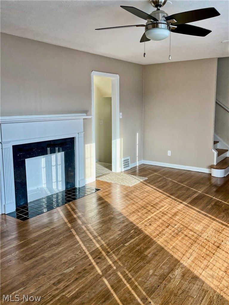 3073 Livingston Road Cleveland, OH 44120 - Photo 4 of 20 Gallery Image 4