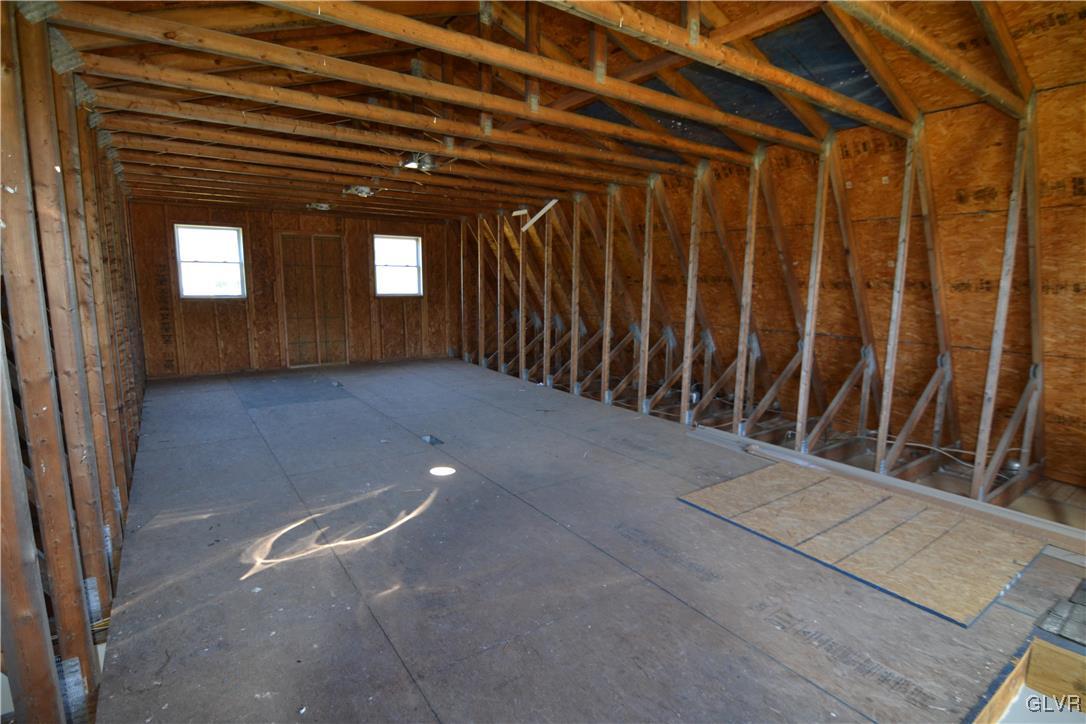 2303 West Best Road Bath, PA 18014 - Photo 20 of 29