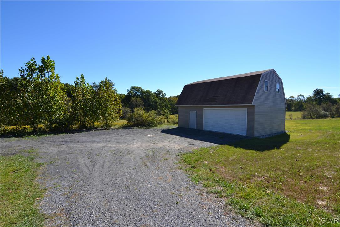 2303 West Best Road Bath, PA 18014 - Photo 22 of 29