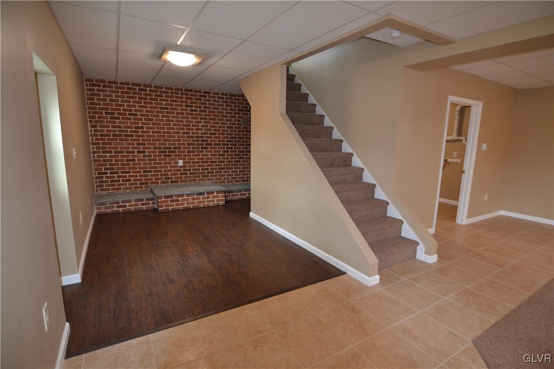 2303 West Best Road Bath, PA 18014 - Photo 25 of 29