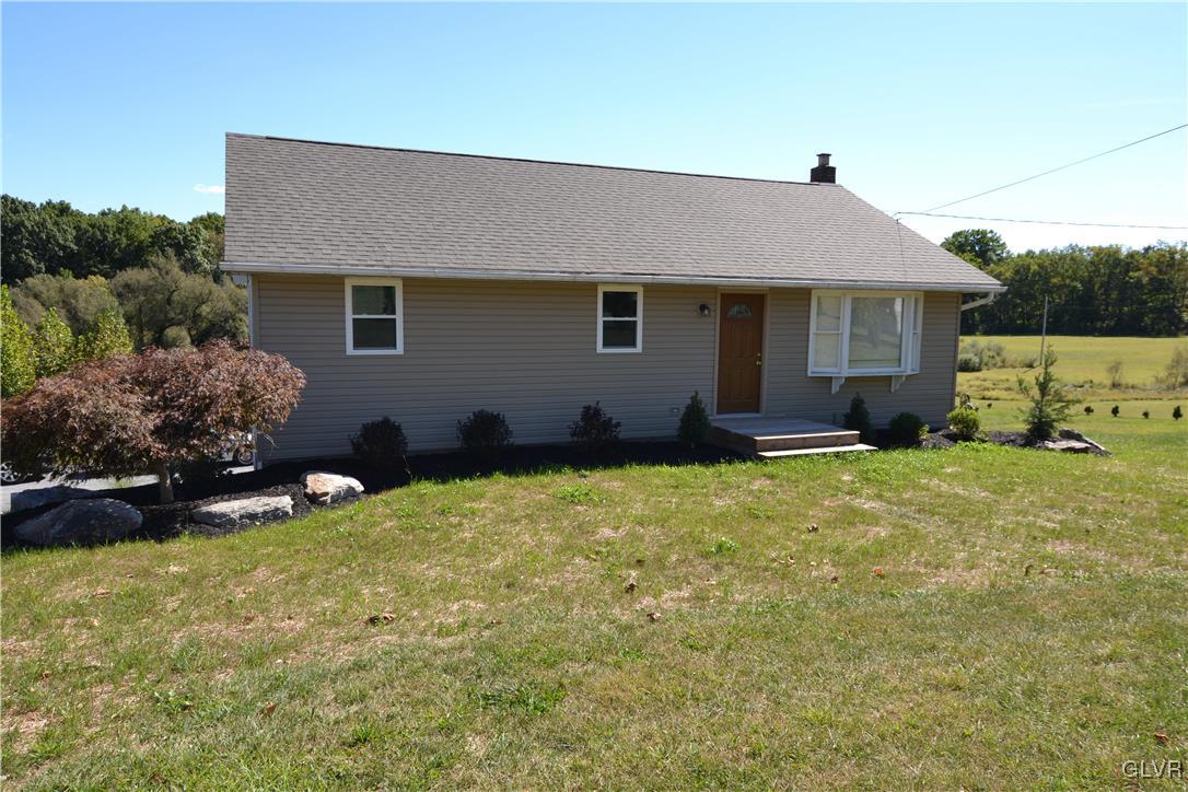 2303 West Best Road Bath, PA 18014 - Photo 3 of 29