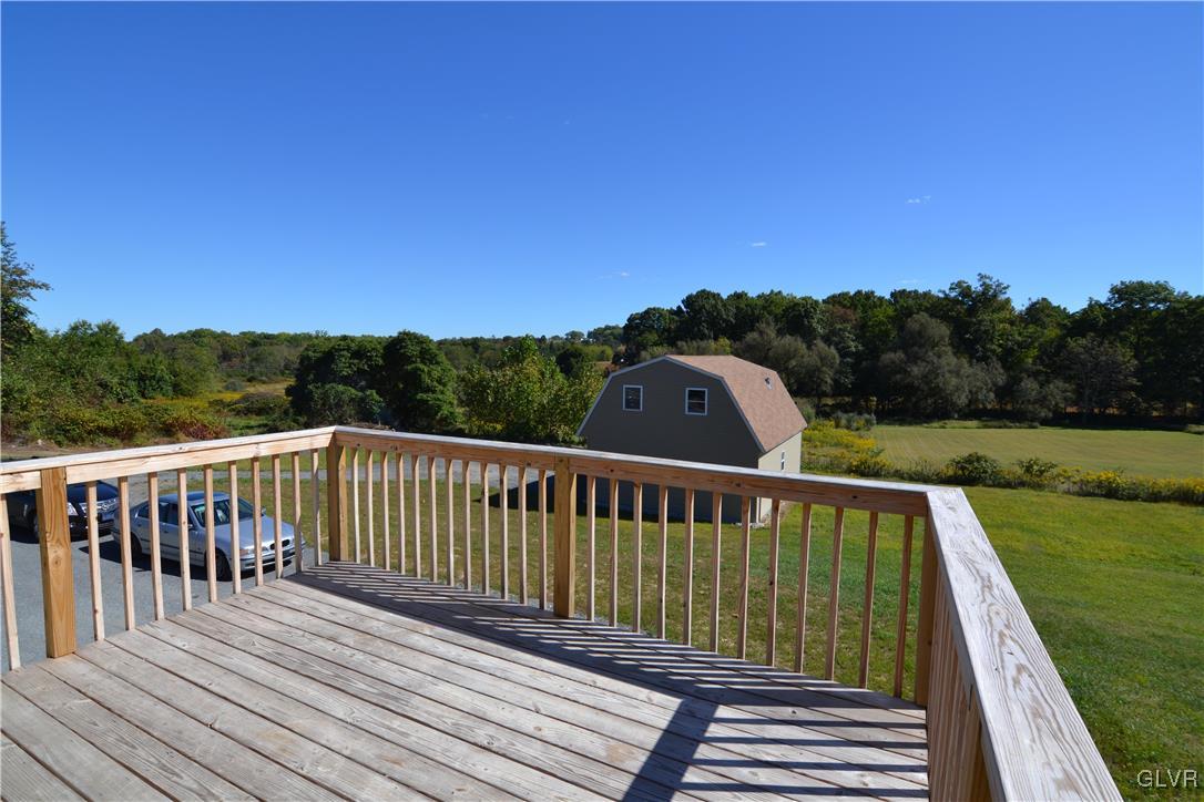 2303 West Best Road Bath, PA 18014 - Photo 10 of 29