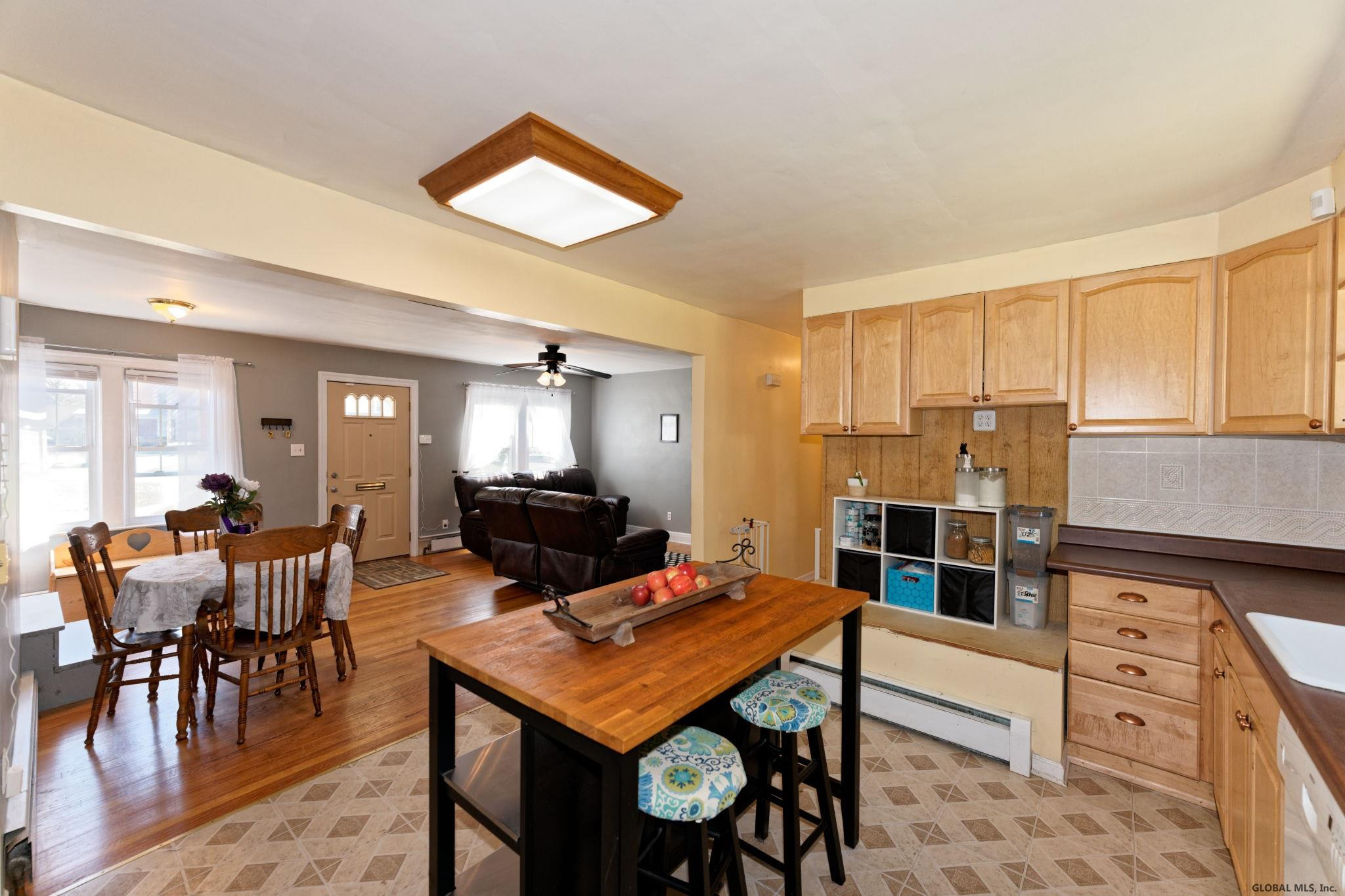 2090 Careleon Road Schenectady, NY 12303 - Photo 14 of 32 Photo 14