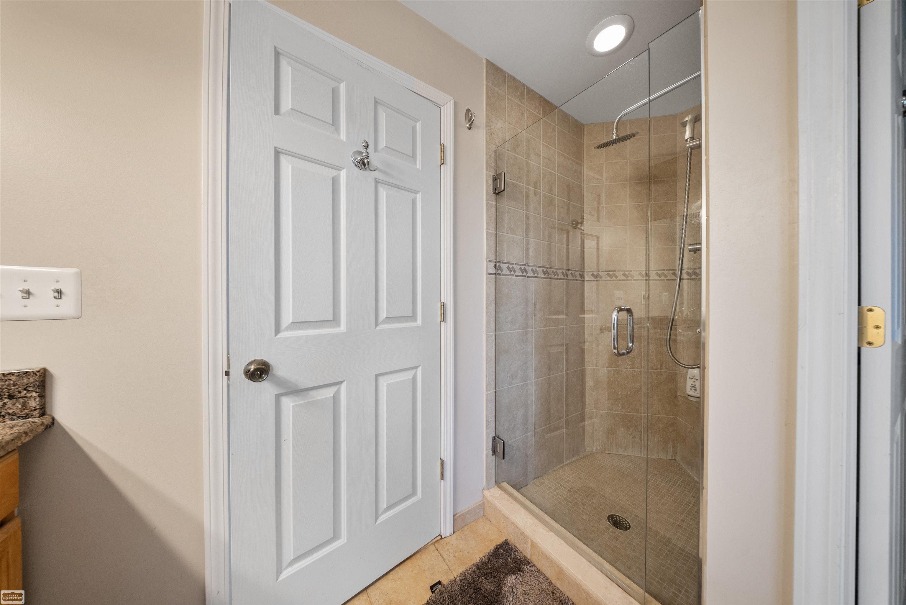 7235 Bluebill Road Algonac, MI 48001 - Photo 21 of 47