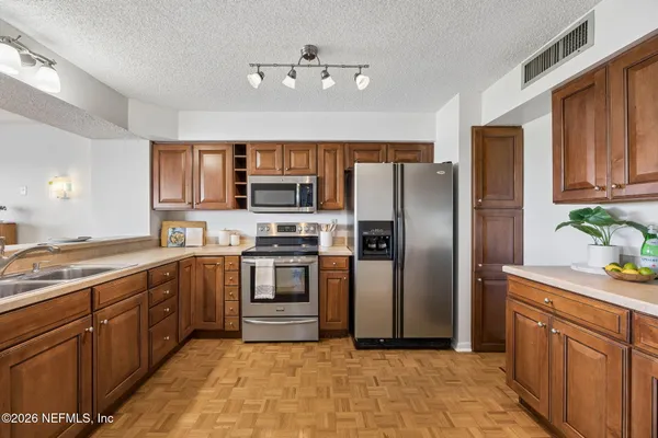 $395,000 | 6000 San Jose Boulevard, Unit 9E, Jacksonville, FL 32217