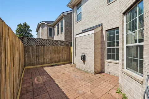 $344,900 | 3207 Holly Shores Drive, Houston, TX 77042