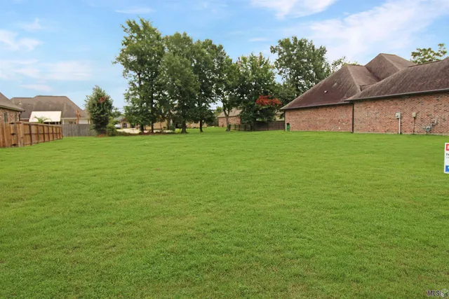 $84,900 | 13100 Oakbourne Avenue, Geismar, LA 70734