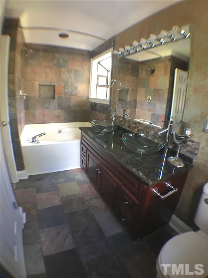 4505 Draper Road Raleigh, NC 27616 - Photo 15 of 25