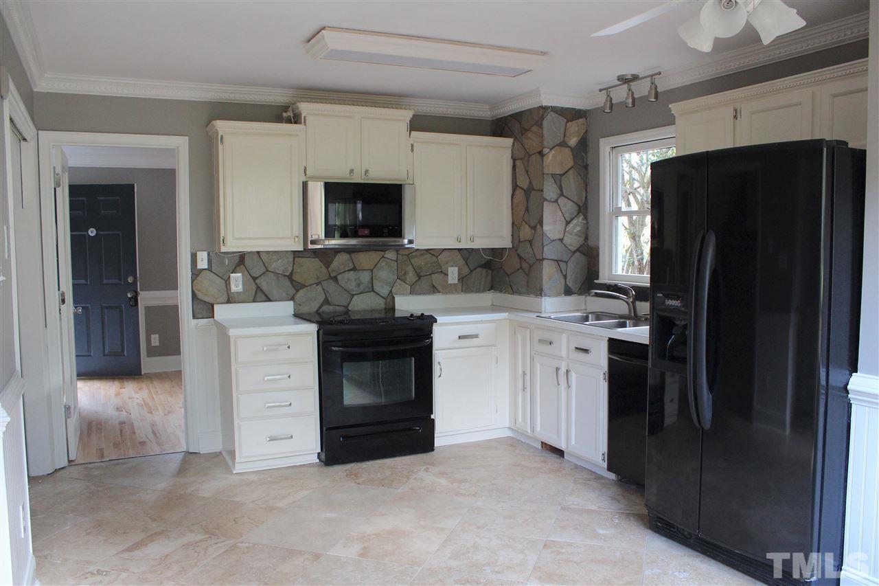 4505 Draper Road Raleigh, NC 27616 - Photo 4 of 25