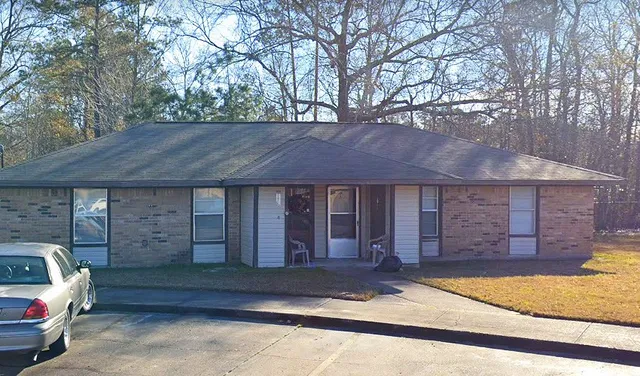 $616 | 1203 East 5th Avenue, Oakdale, LA 71463