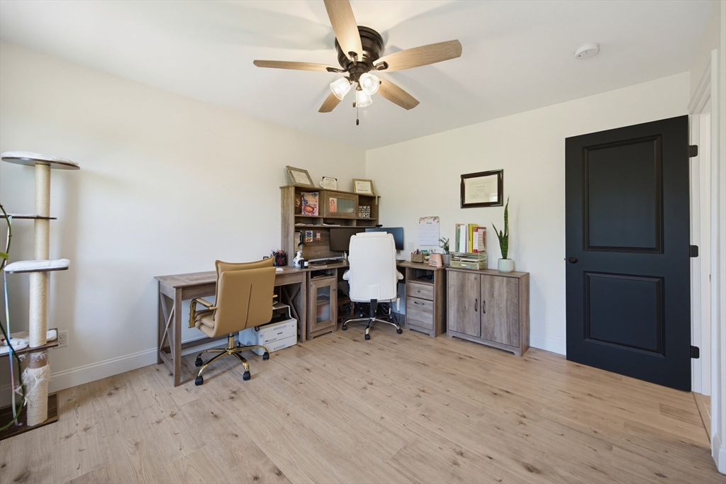 1479 Main Street Acushnet, MA 02743 - Photo 34 of 42
