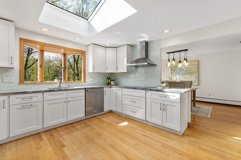 11 Weston Street Lexington, MA 02421 - Photo 7 of 29