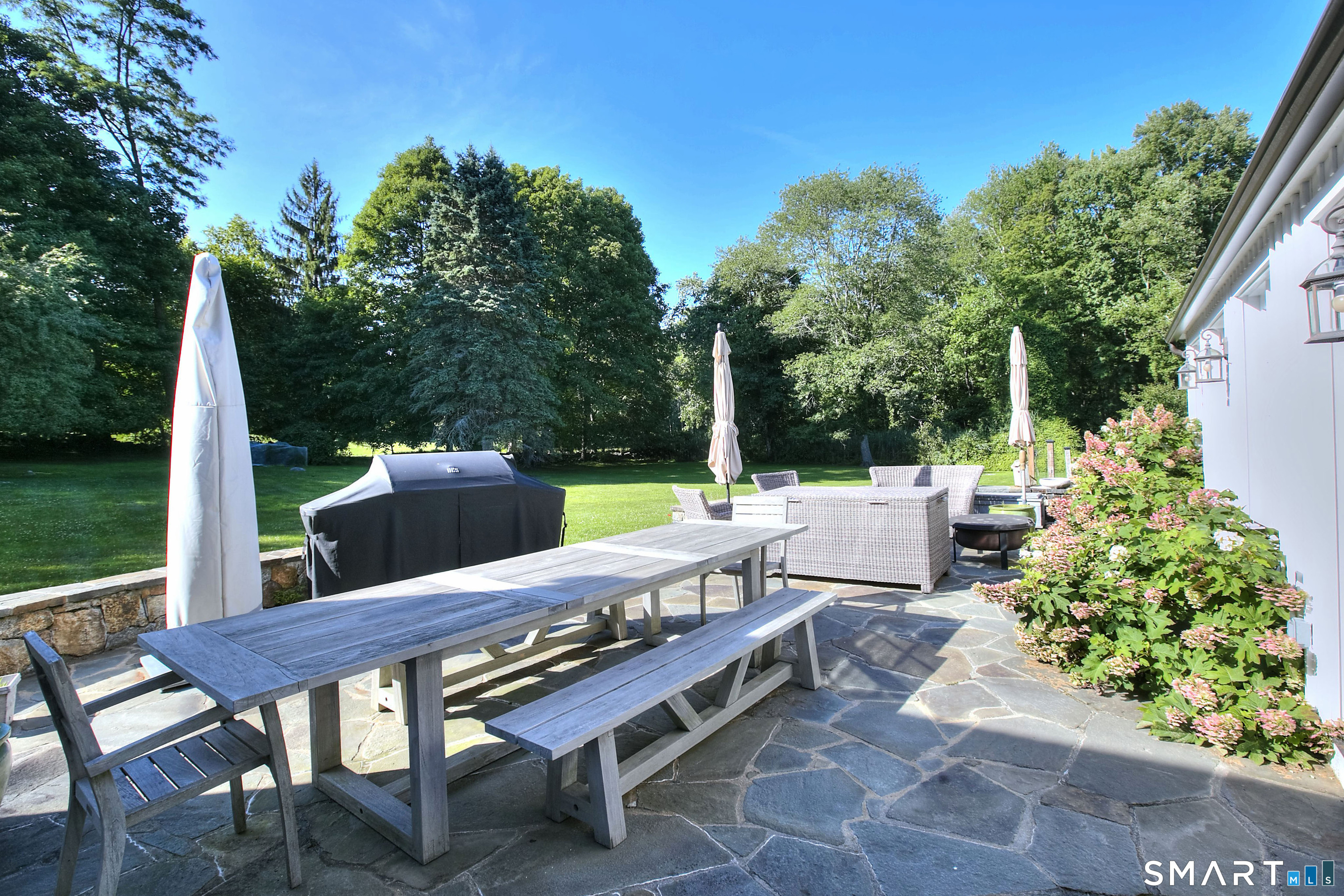 1170 Hillside Road Fairfield, CT 06824 - Photo 26 of 27 Gallery Image 26