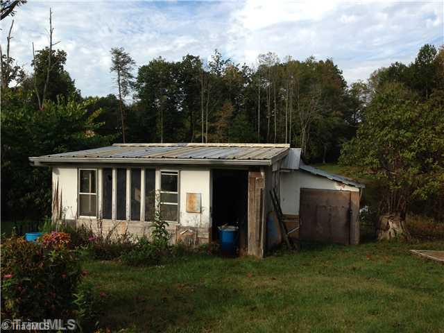 166 Pond Valley Road Ararat, NC 27007 - Photo 3 of 12 Outbuilding.