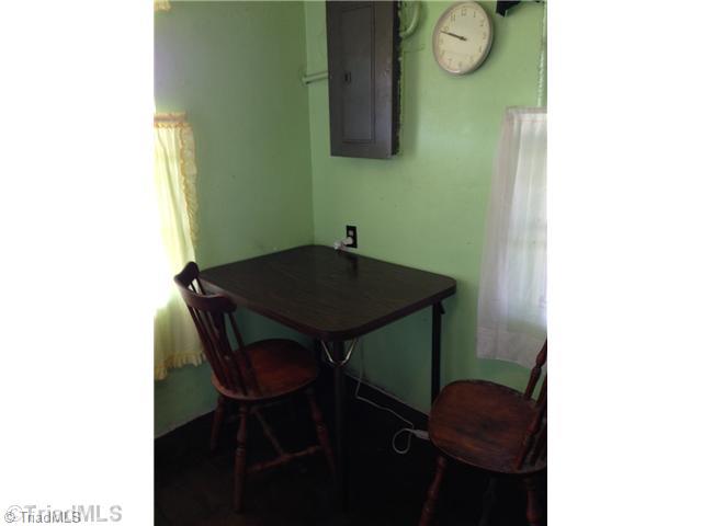 166 Pond Valley Road Ararat, NC 27007 - Photo 10 of 12 Kitchen.