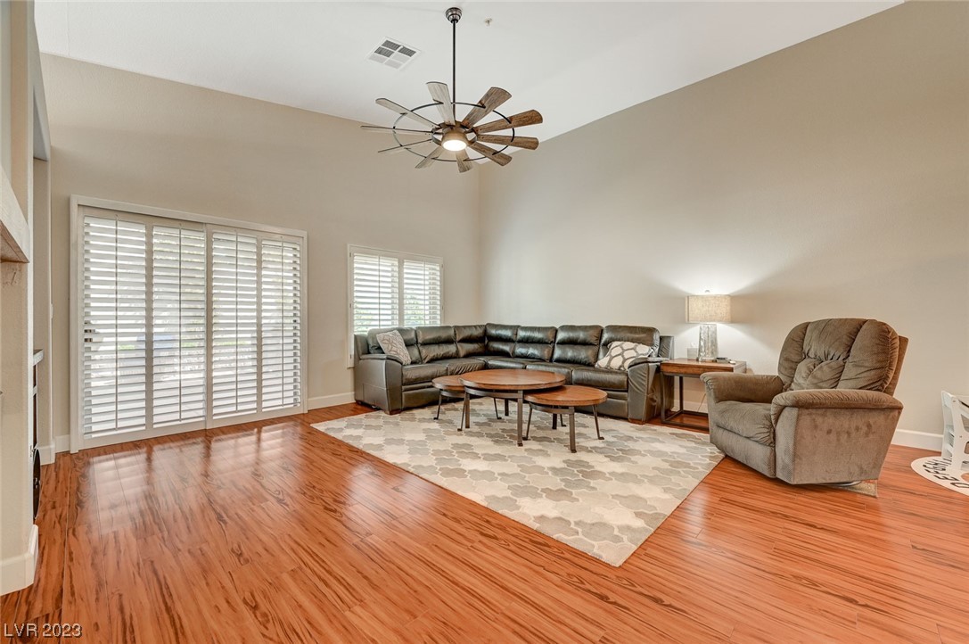 380 Desert Cove Road Henderson, NV 89012 - Photo 3 of 39 Gallery Image 3