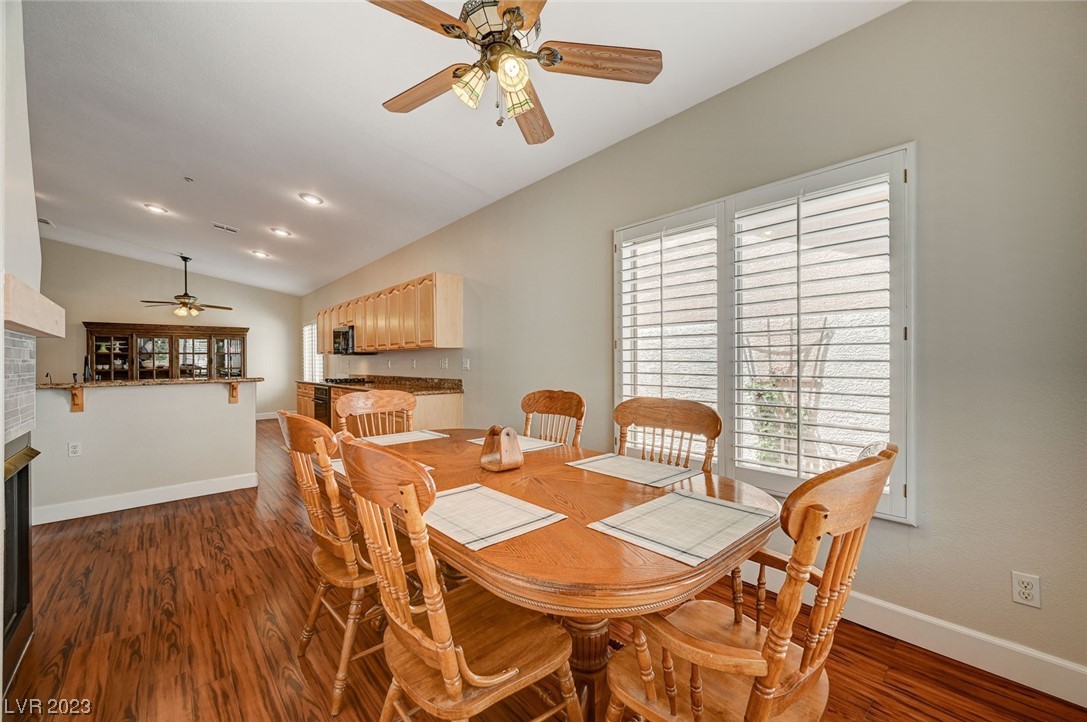 380 Desert Cove Road Henderson, NV 89012 - Photo 7 of 39 Gallery Image 7