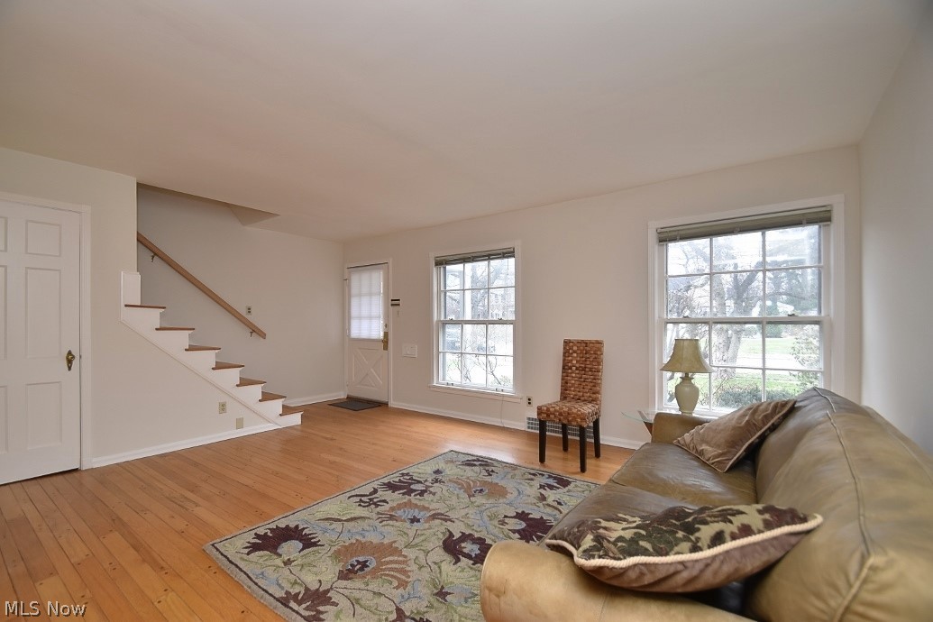 2401 Overlook Road Cleveland, OH 44106 - Photo 2 of 32 LR View