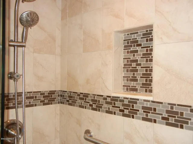 $3,200 | 995 N Highway, Unit 407, Indialantic, FL 32903