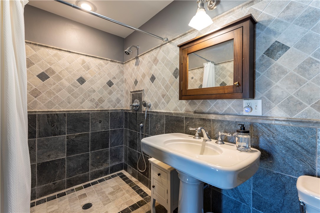 290 Fletcher Road North Kingstown, RI 02852 - Photo 26 of 50