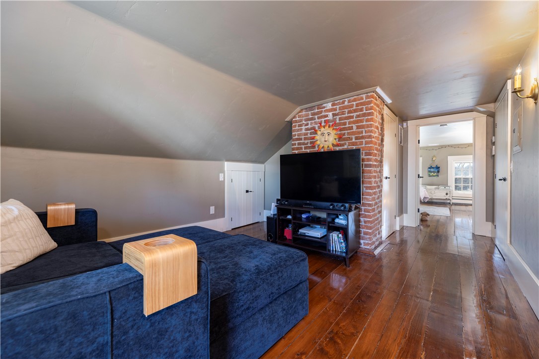 290 Fletcher Road North Kingstown, RI 02852 - Photo 38 of 50