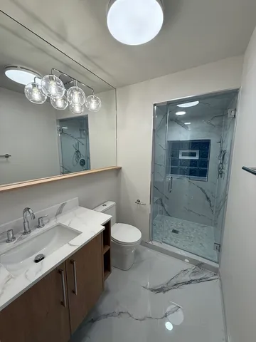 $2,400 | 1015 North California Avenue, Unit 1F, Chicago, IL 60622