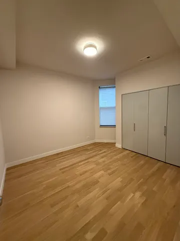 $2,400 | 1015 North California Avenue, Unit 1F, Chicago, IL 60622