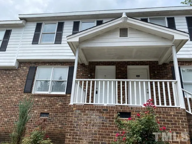 $1,500 | 4036 Greenleaf Street, Unit 102, Raleigh, NC 27606