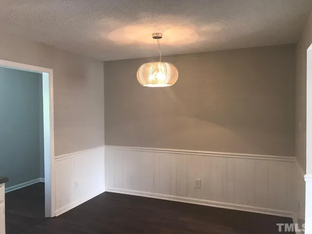 $1,500 | 4036 Greenleaf Street, Unit 102, Raleigh, NC 27606