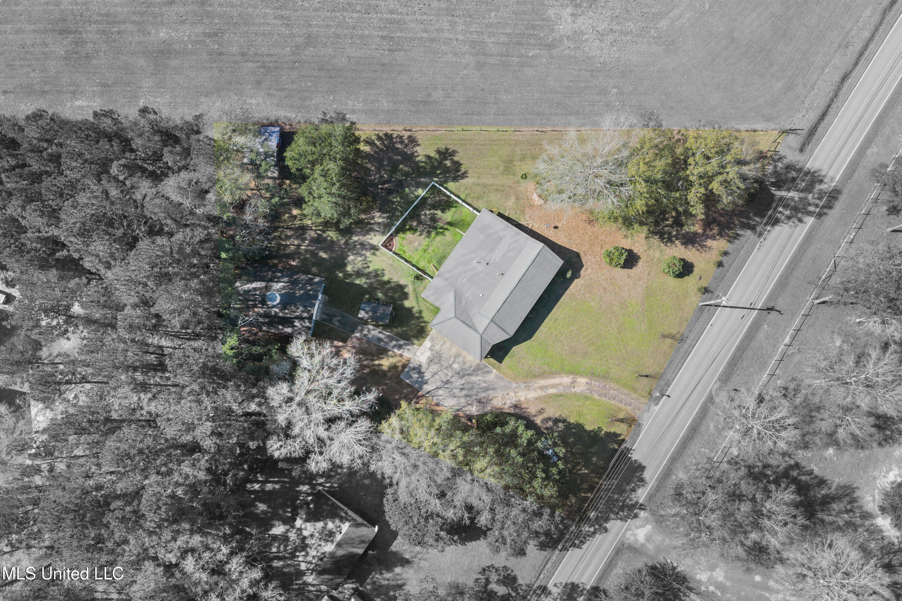 15501 John Clark Road Gulfport, MS 39503 - Photo 3 of 69 0002