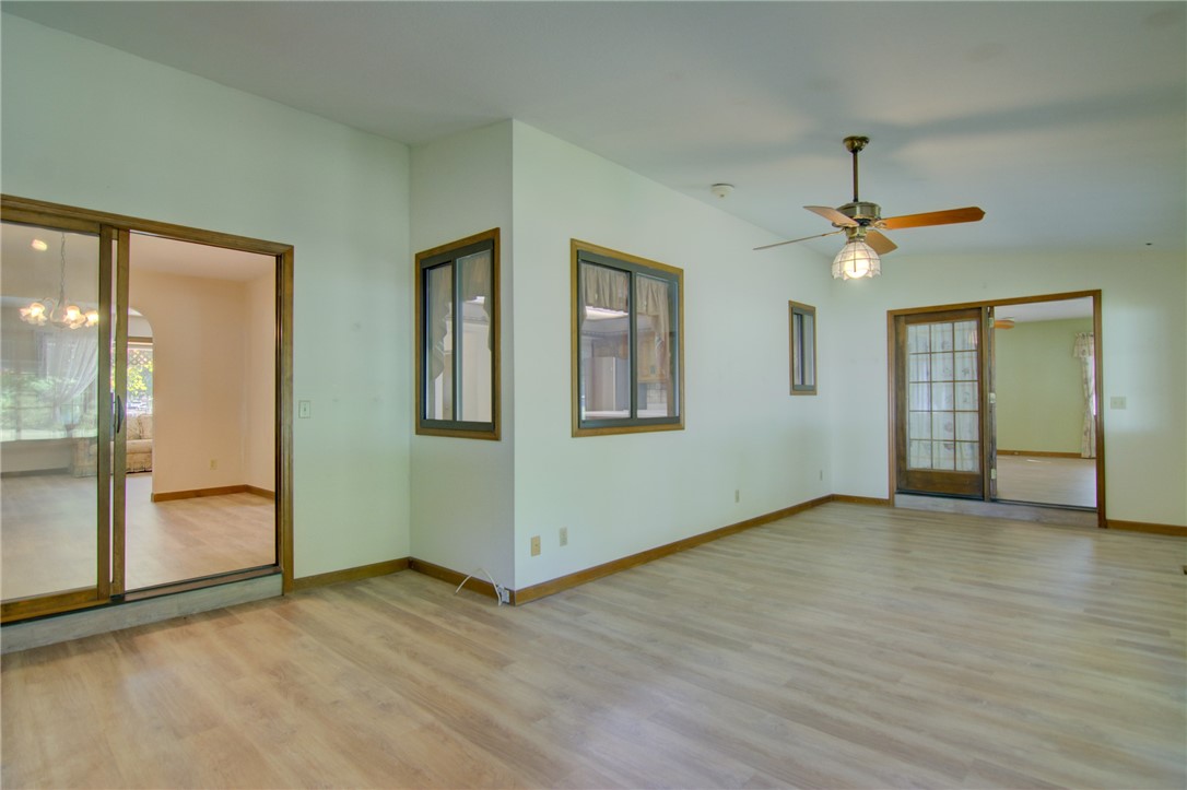 1867 South Westgate Drive Decatur, IL 62521 - Photo 19 of 36