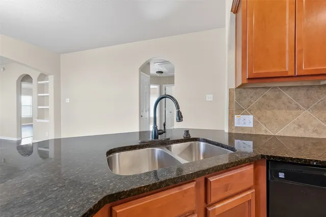 a close view of sink and tap