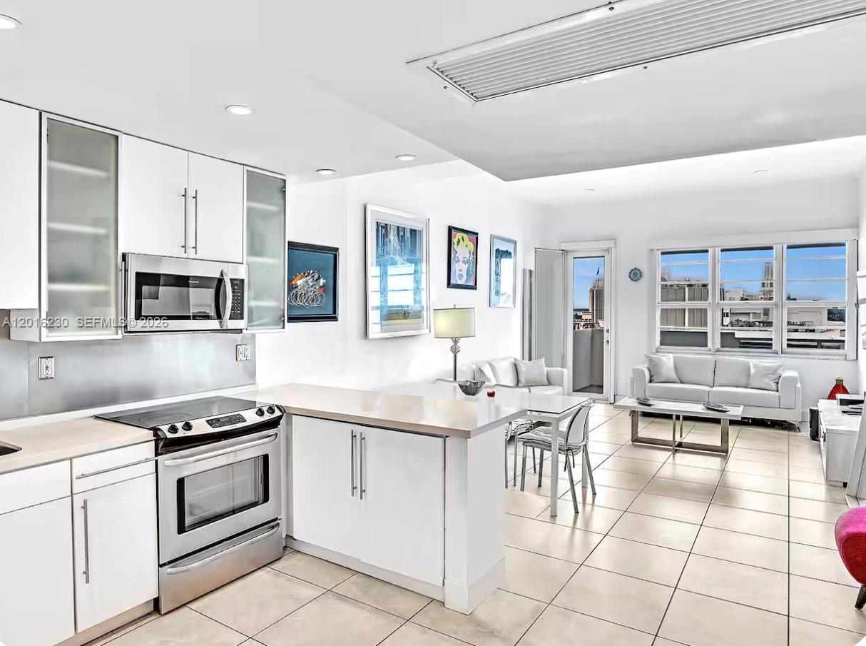 100 Lincoln Road, Unit 1641 Miami Beach, FL 33139 - Photo 3 of 26