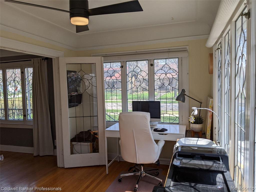 777 Barrington Road Detroit, MI 48215 - Photo 6 of 41