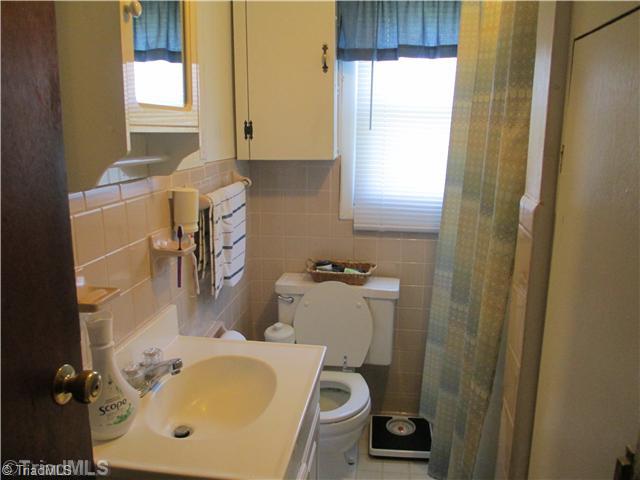 257 Belton Road Mount Airy, NC 27030 - Photo 7 of 8 Other Bath.