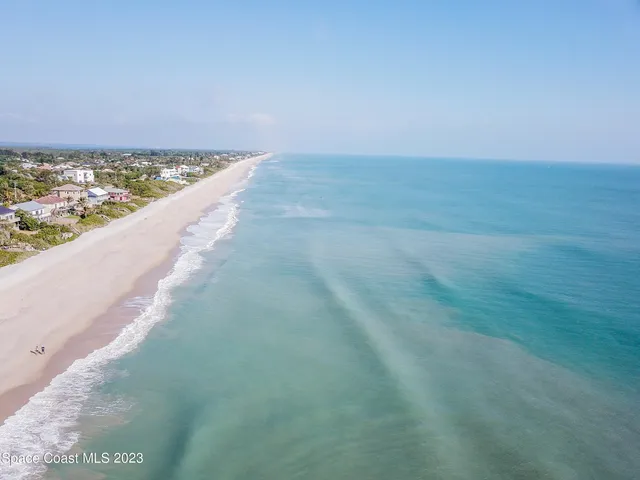 $325,000 | 7304 Stuart Avenue, Melbourne Beach, FL 32951