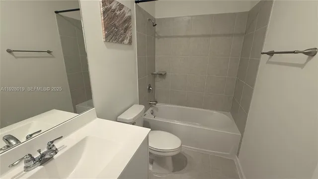 $2,850 | 2833 Southeast 25th Avenue, Unit 2833, Homestead, FL 33035