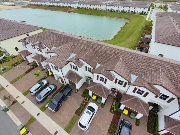 $2,750 | 2833 Southeast 25th Avenue, Unit 2833, Homestead, FL 33035