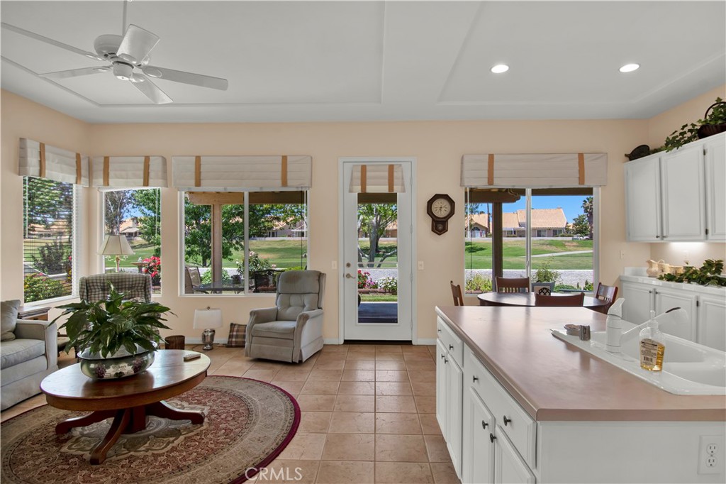 1287 Riviera Avenue Banning, CA 92220 - Photo 14 of 51 Family Room