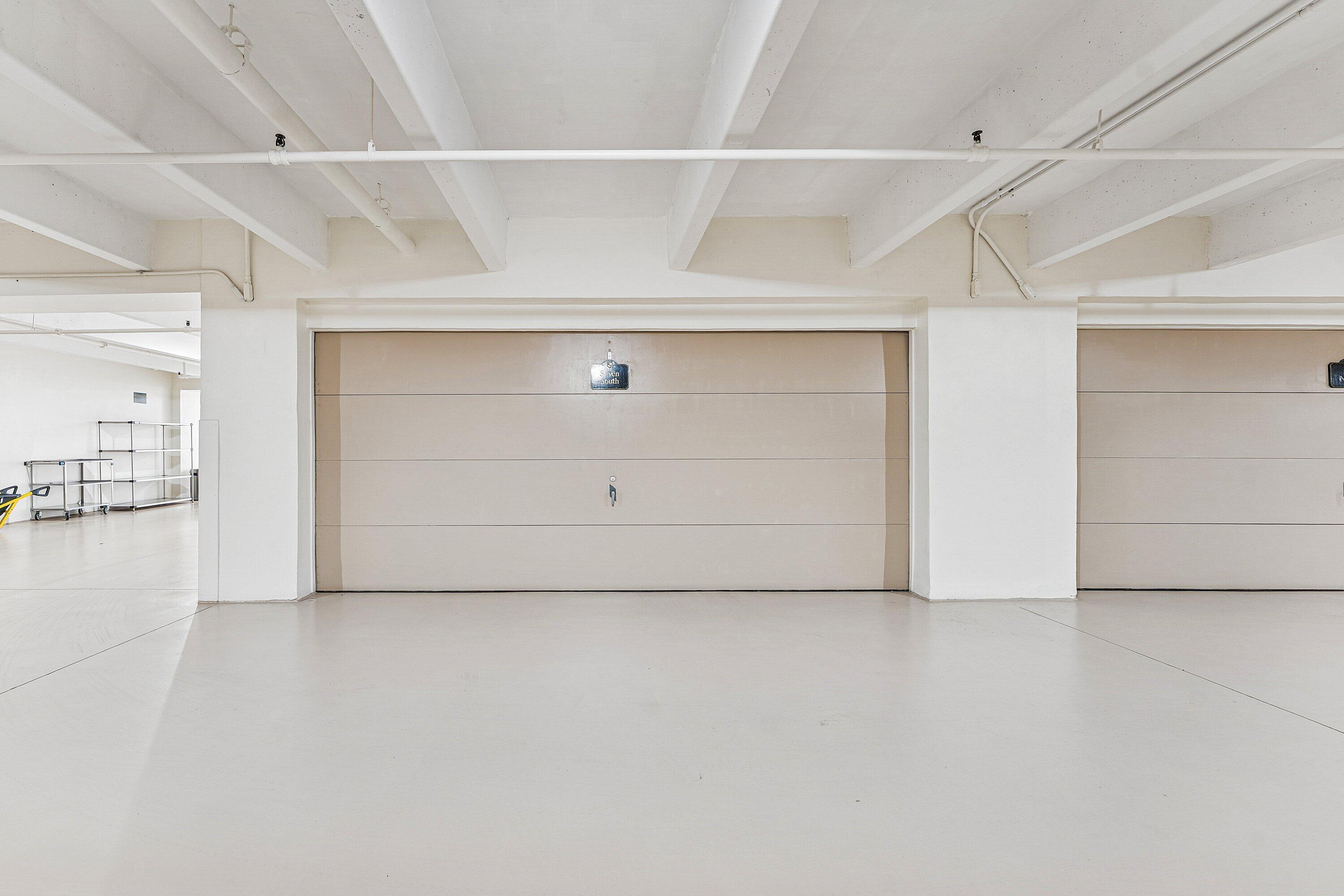 19950 South Beach Road, Unit 7S Jupiter, FL 33469 - Photo 35 of 40 a view of an empty room