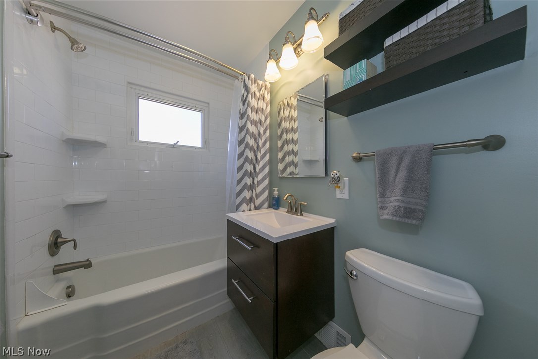 1646 Rush Road Wickliffe, OH 44092 - Photo 14 of 18 Gallery Image 14
