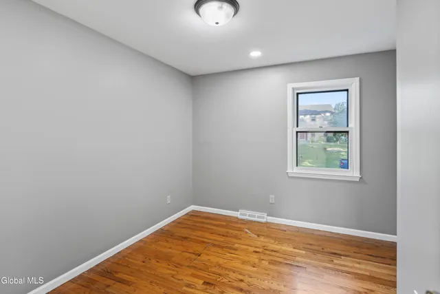 $599,900 | 209 Tamar Drive, Niskayuna, NY 12309