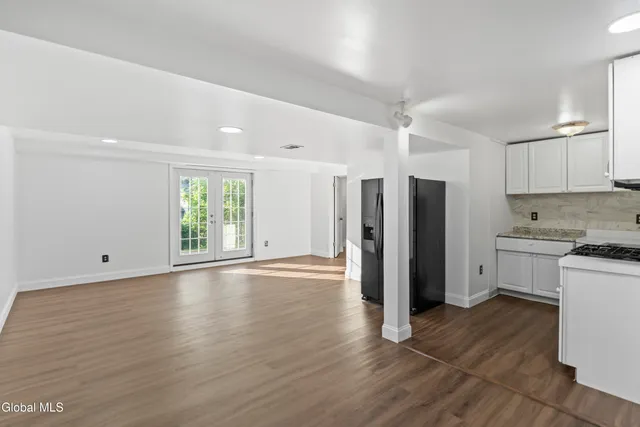 $599,900 | 209 Tamar Drive, Niskayuna, NY 12309