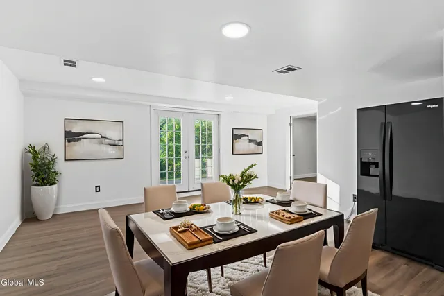 $599,900 | 209 Tamar Drive, Niskayuna, NY 12309