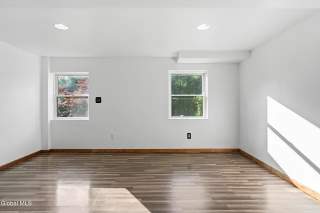 $599,900 | 209 Tamar Drive, Niskayuna, NY 12309