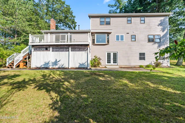 $599,900 | 209 Tamar Drive, Niskayuna, NY 12309