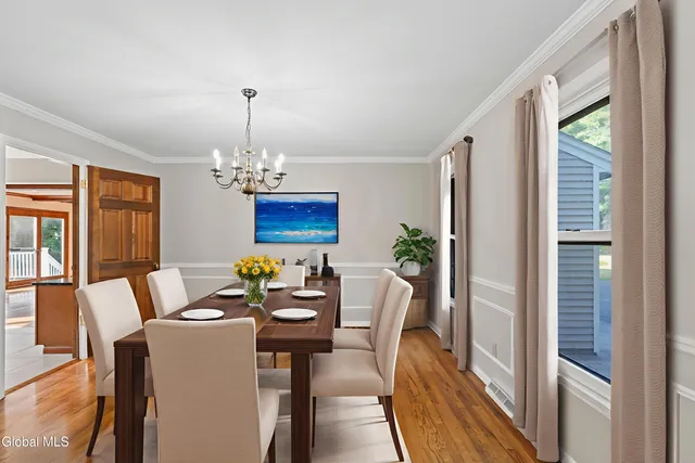 $599,900 | 209 Tamar Drive, Niskayuna, NY 12309