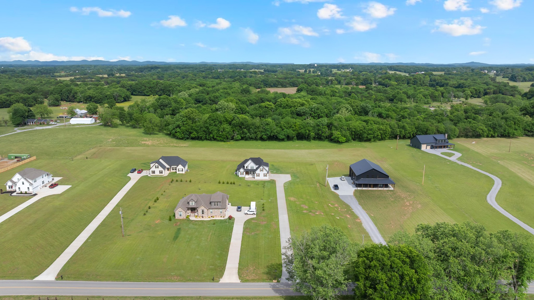832 Longview Road Shelbyville, TN 37160 - Photo 26 of 27 Gallery Image 26